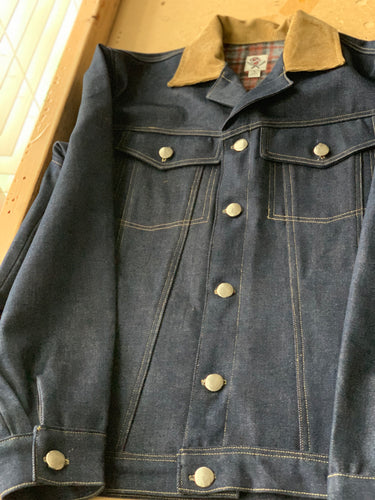 Texas ranch denim jacket with corduroy collar